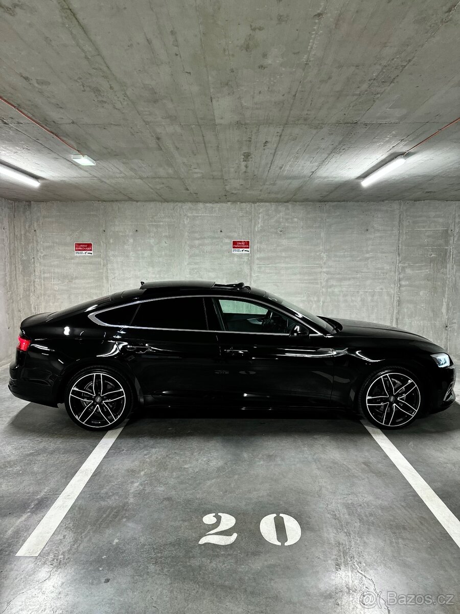 AUDI A5 B9 2.0TFSI 140kw A/T PANO - 4