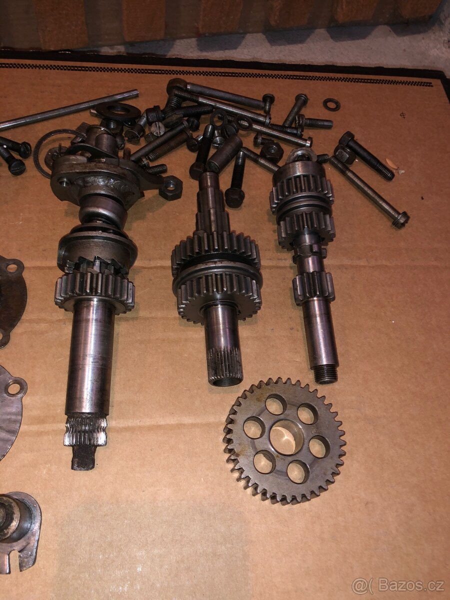 ČZ 150 c t 351 352 převodovka spojka řadicí segment - 4