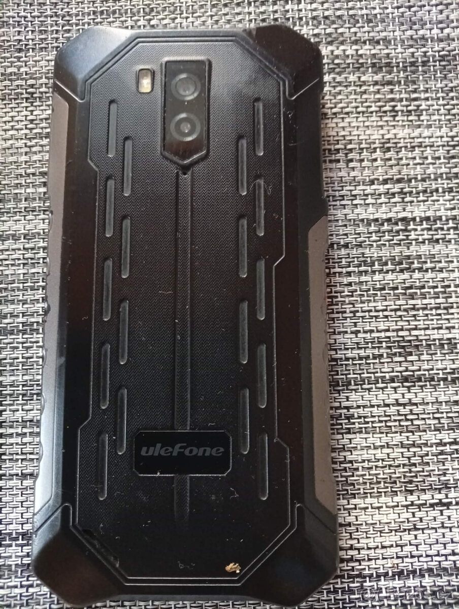 Prodám dva telefony. Odolný tel. Ulefone Armor - 4