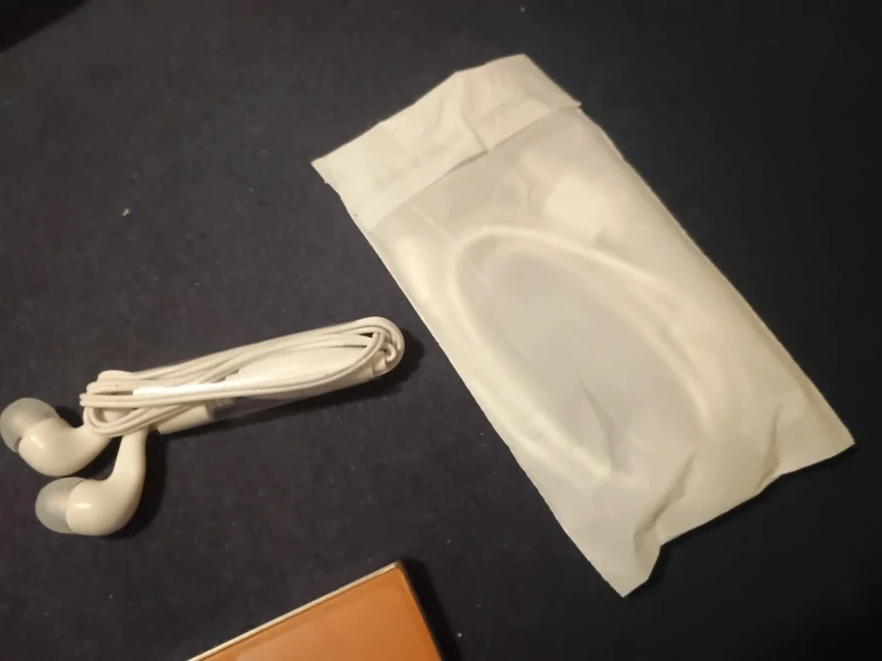 Mobilní telefon - 4