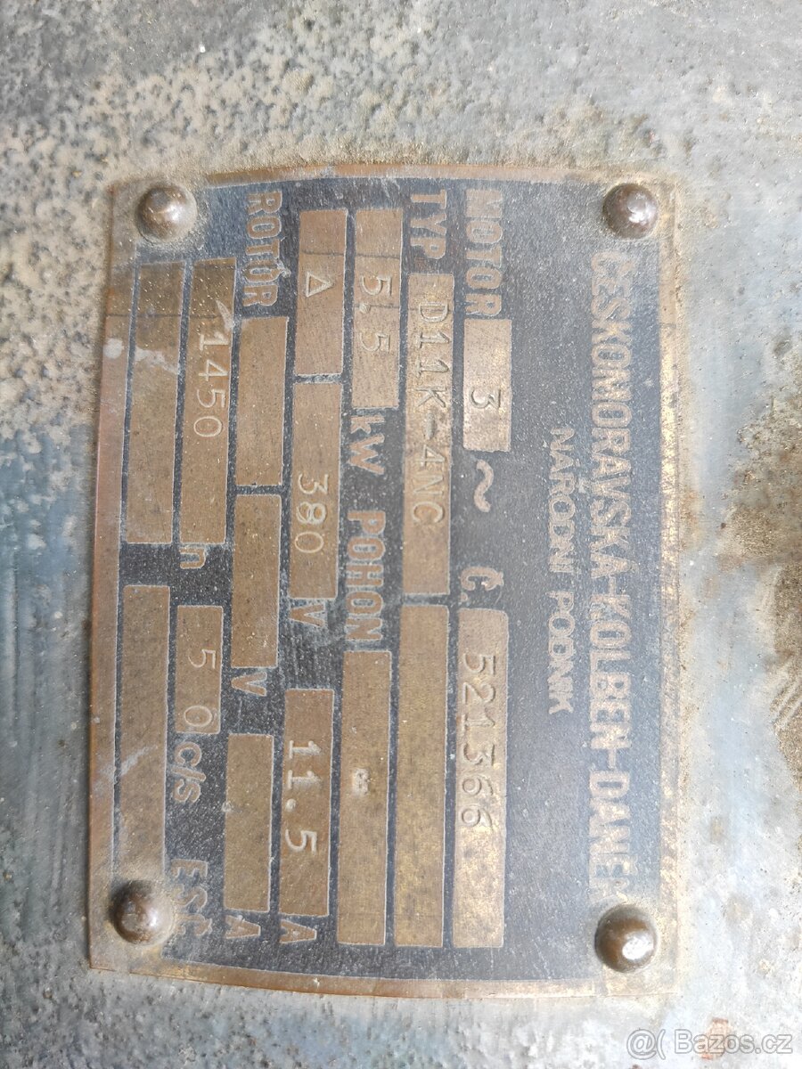 Historická dřevěná cirkularka - 4