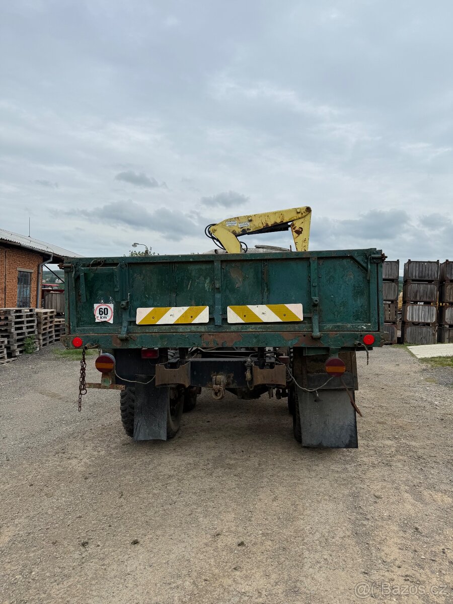 Praga V3S valník s hydraulickou rukou - 4