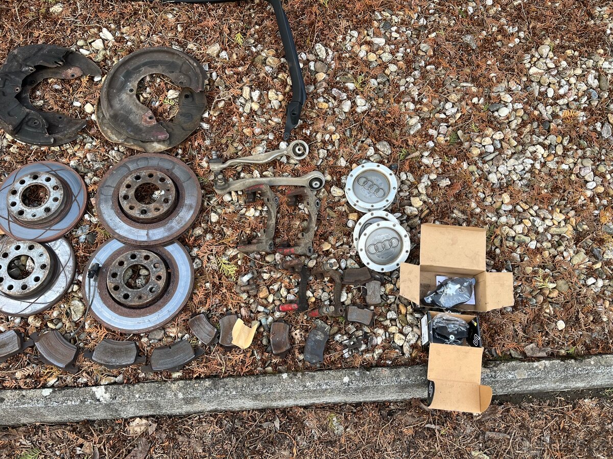 Náhradní díly Audi a4 b7 2.0 TDi - 4