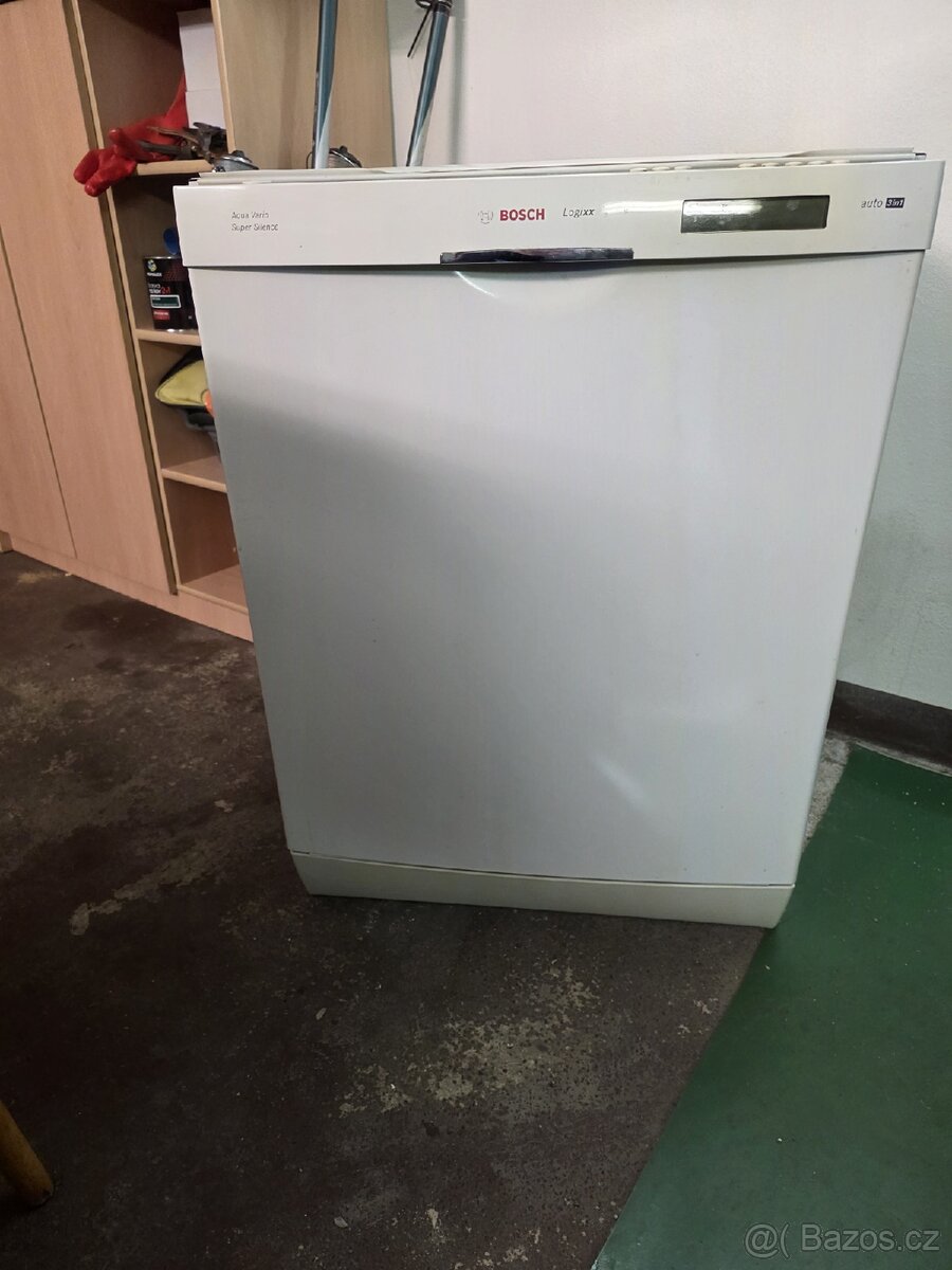 Myčka nádobí Bosch - 4