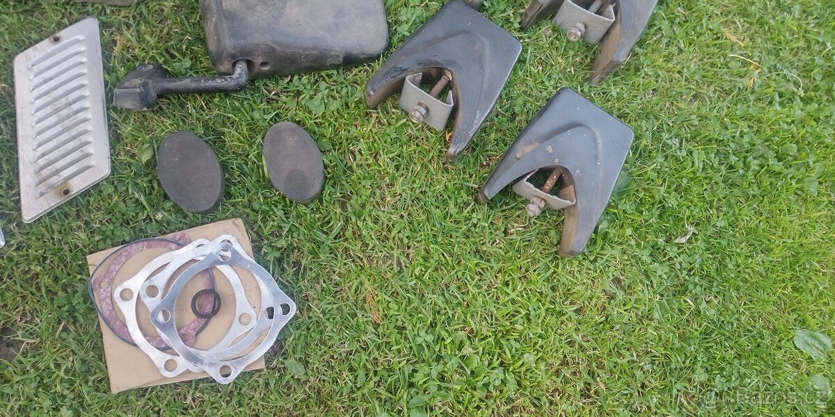 Trabant dily+disky. - 4