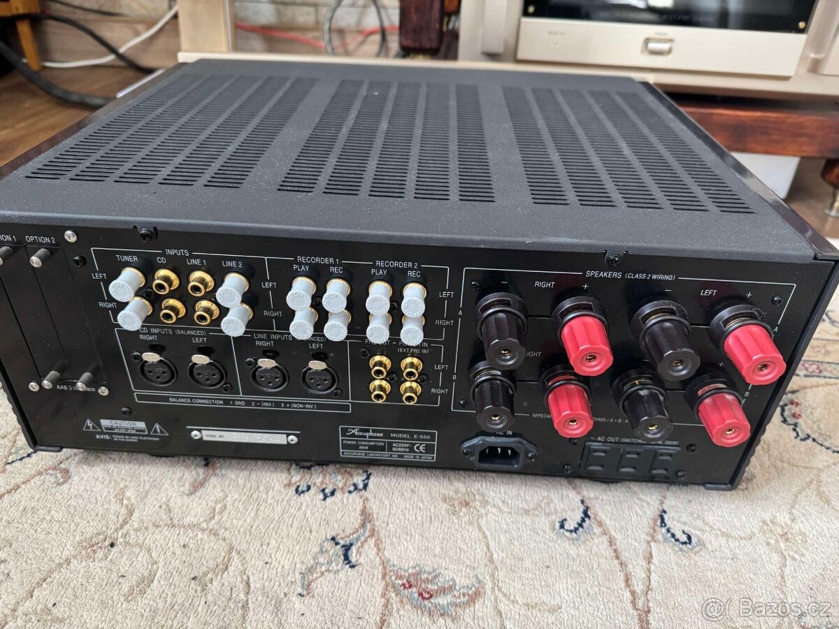 Accuphase E-550 - 4