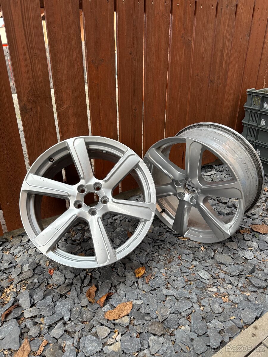 19 Alu kola VOLVO originál, krásný stav - 4