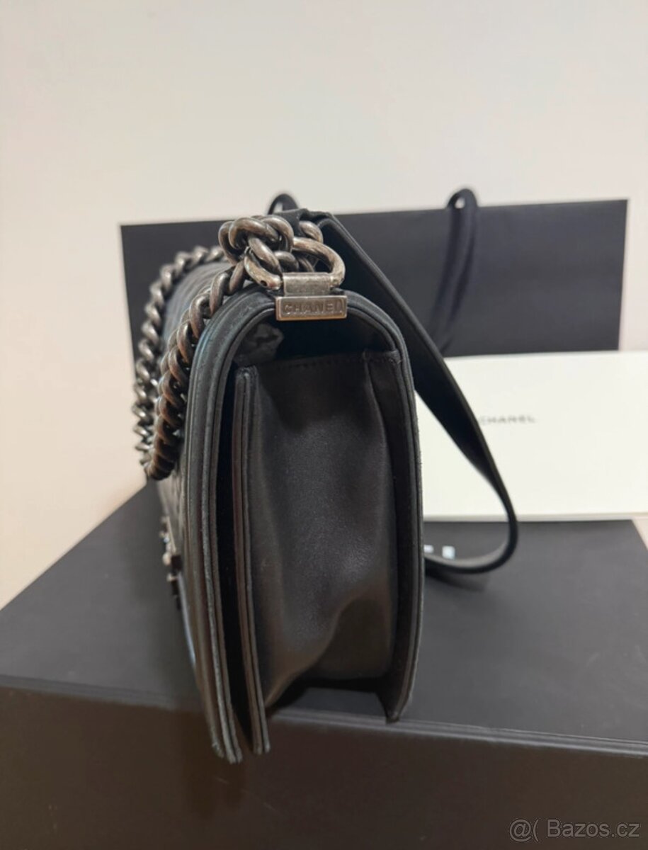 Chanel Boy medium kabelka - 4