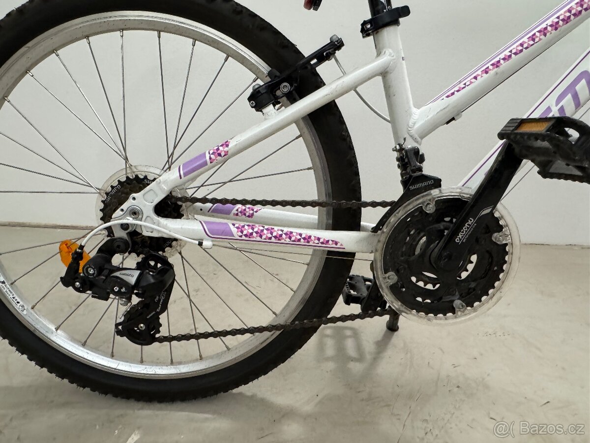 Dívčí kolo Dema vel. 24 - 4