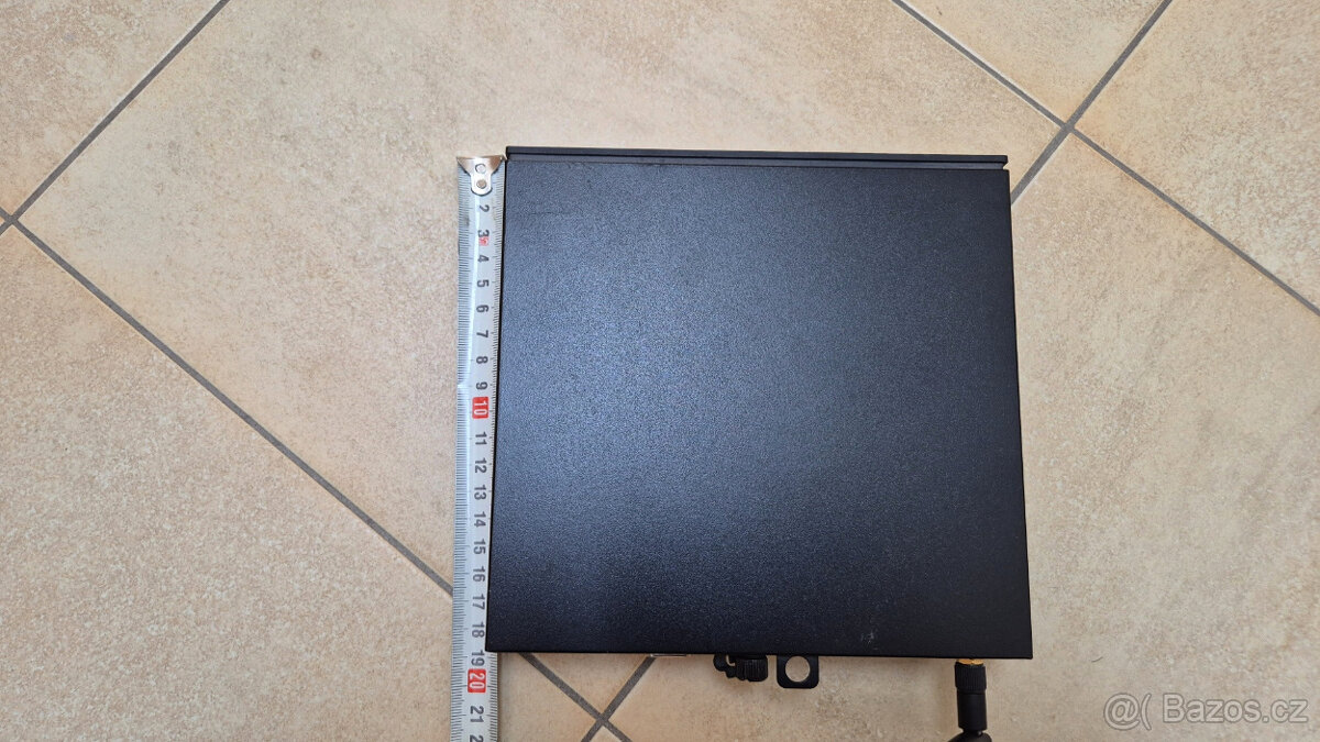 Prodam mikro PC Dell Optiplex 3020 + zdroj vce Win 11 Pro - 4