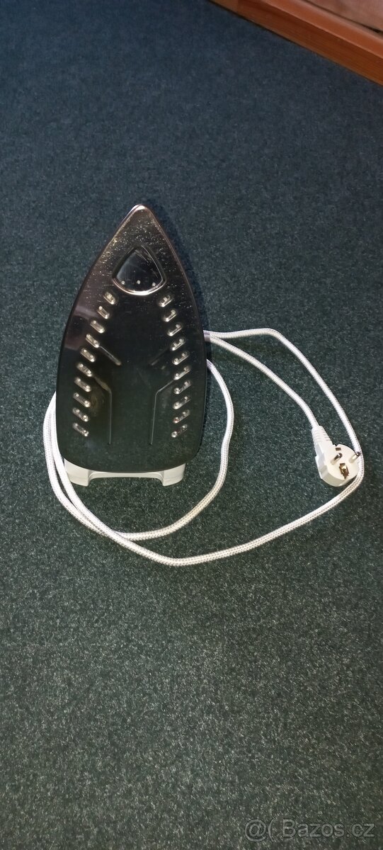 Napařovací žehlička - 4