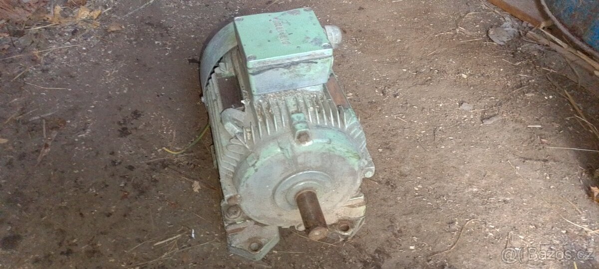 Elektromotor Siemens 4 kW 2895 otáček - 4