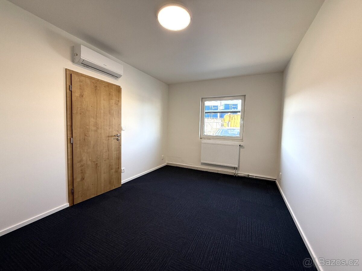 PRONÁJEM KANCELÁŘSKÉHO KOMPLEXU O CP CCA 181,57 M2 V BRNĚ - 4