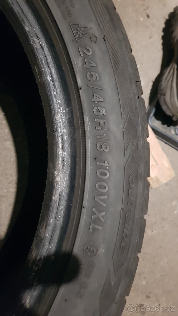 Rotalla ICE PLUS S210 245/45 R18 100V XL zimní - 4