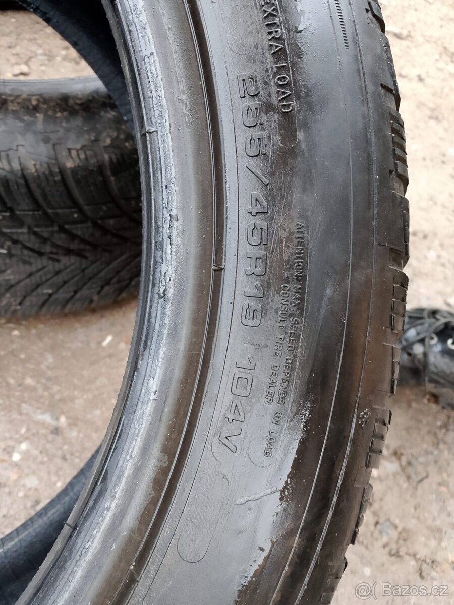 255/45/19 104v Goodyear - zimní pneu 2ks - 4