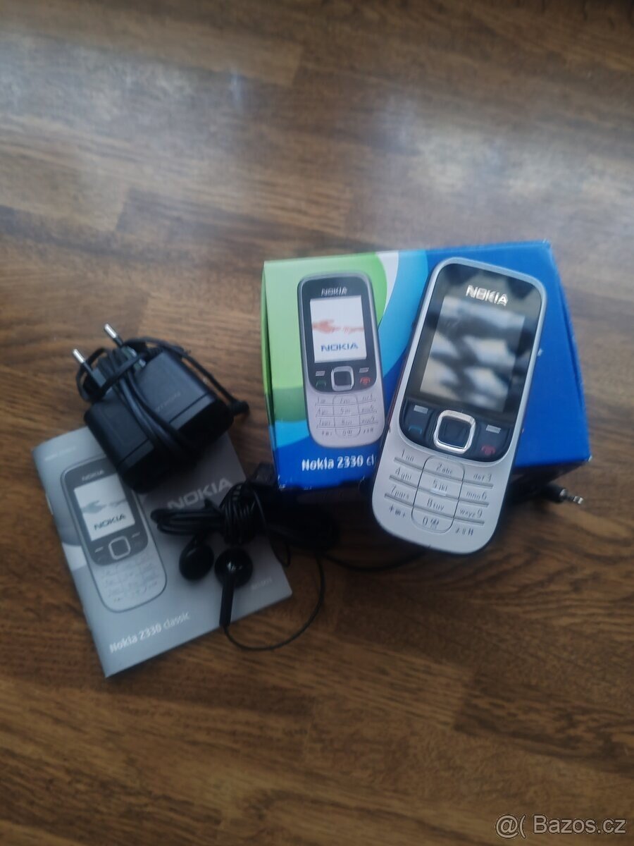 Nokia 2330 classic plně funkční - 4