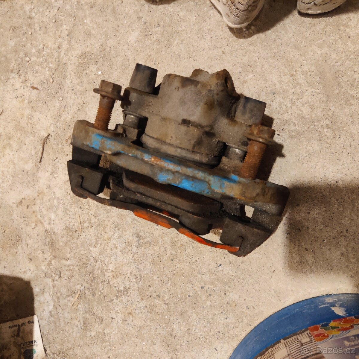 BMW E36 přední třmeny - 4