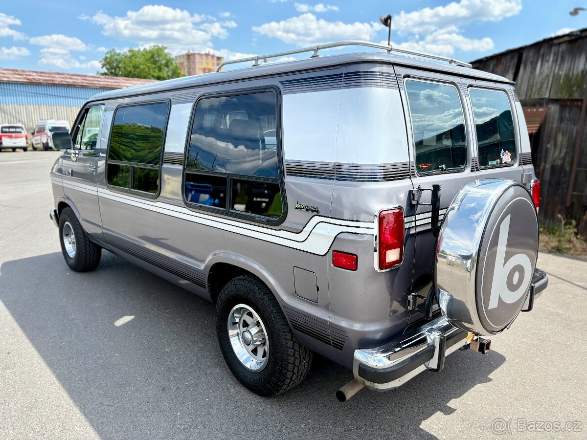 1989 Dodge B-250 RAM VAN Bivouac Conversion | PERFEKTNÍ STAV - 4