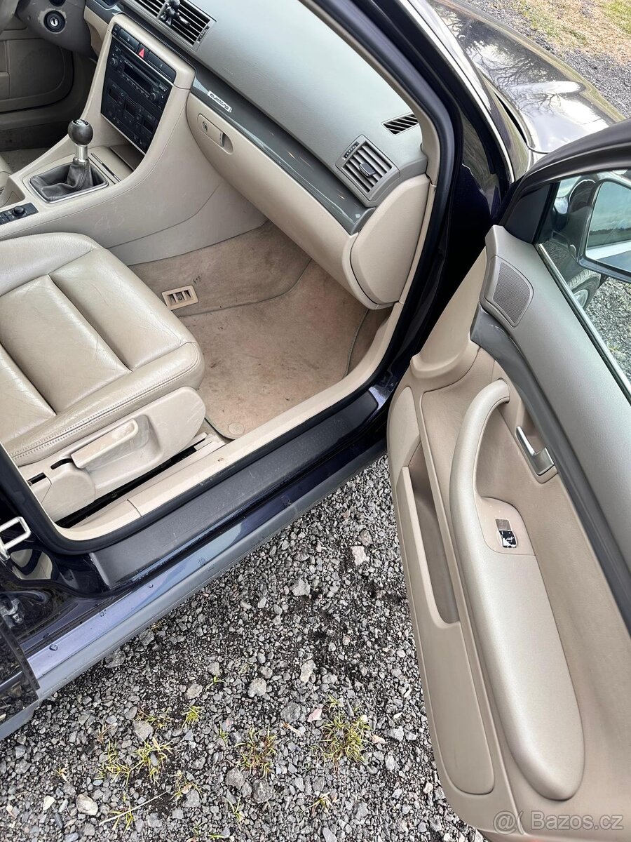 Audi A4 1.9 TDI 96KW QUATTRO - 4