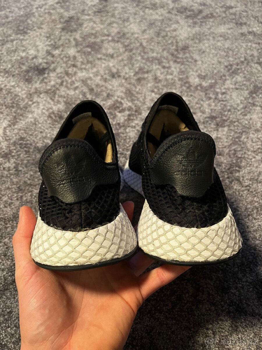 adidas Deerupt Runner. Velikost 46. černo bílé - 4