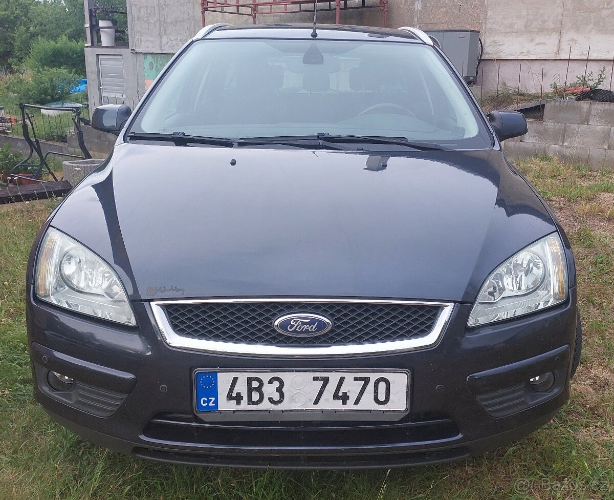 FORD FOCUS kombi, benzín, manuál, 1,6 - 4