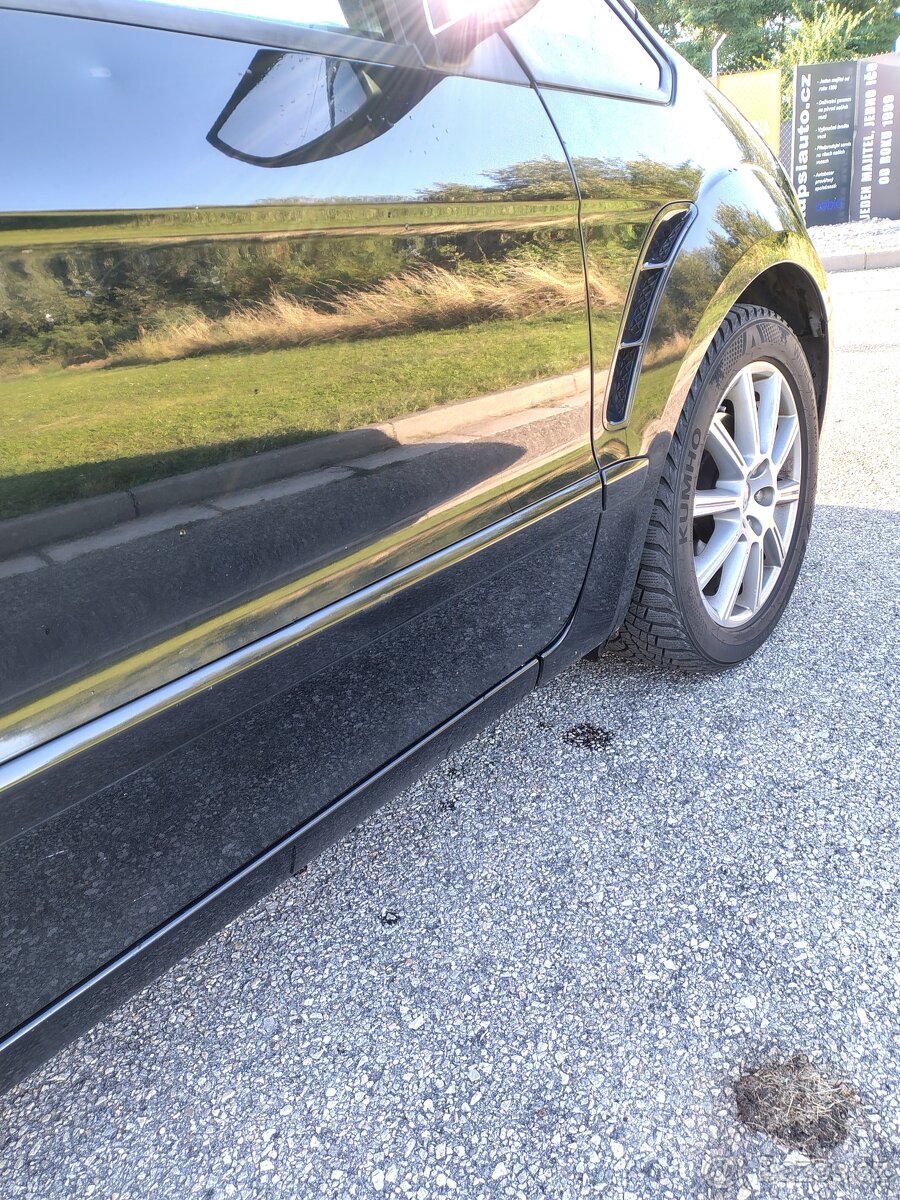 Ford S-Max ,Tažné zařízení, 5 míst. - 4