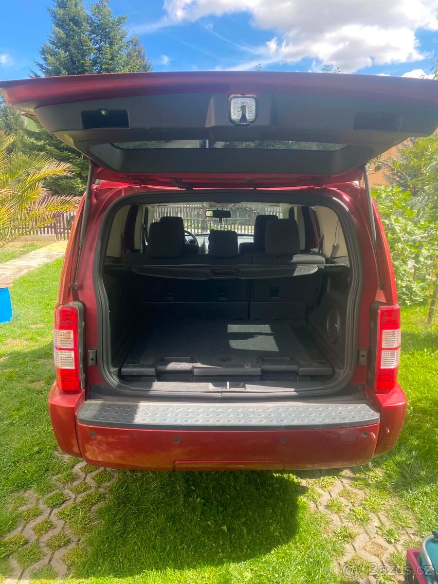 Dodge Nitro 2.8 - 4