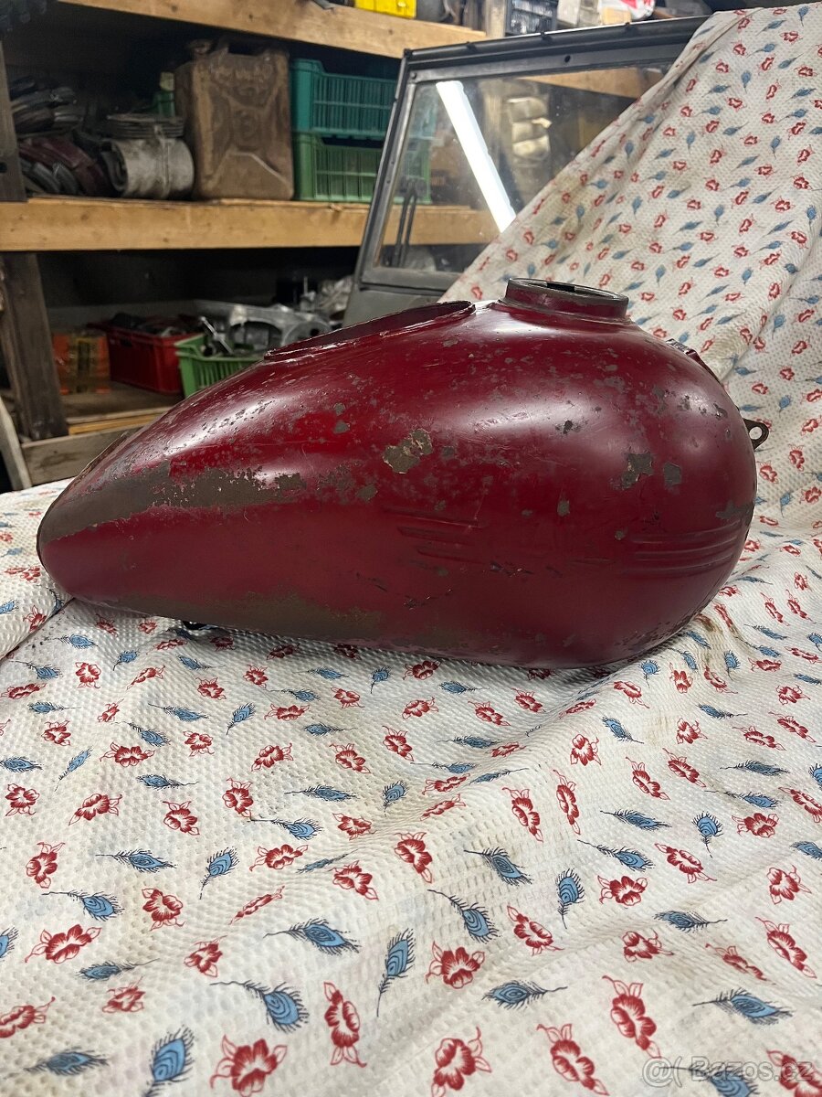 Predam nadrž na Jawa perák komunista - 4