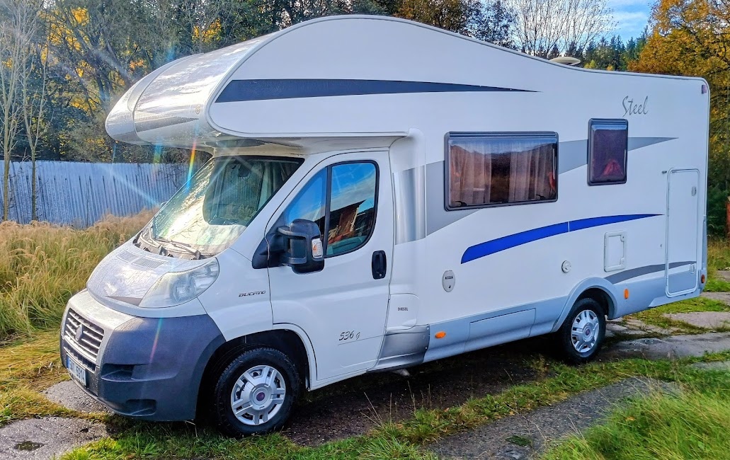 Fiat Ducato / McLouis, alkovna pro 6 osob, palandy/garáž - 4