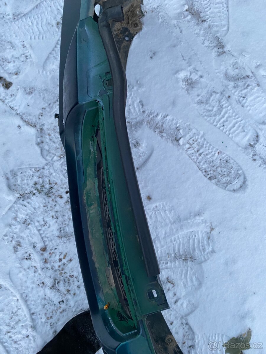 Prodam přední nárazník na BMW e90.91. - 4