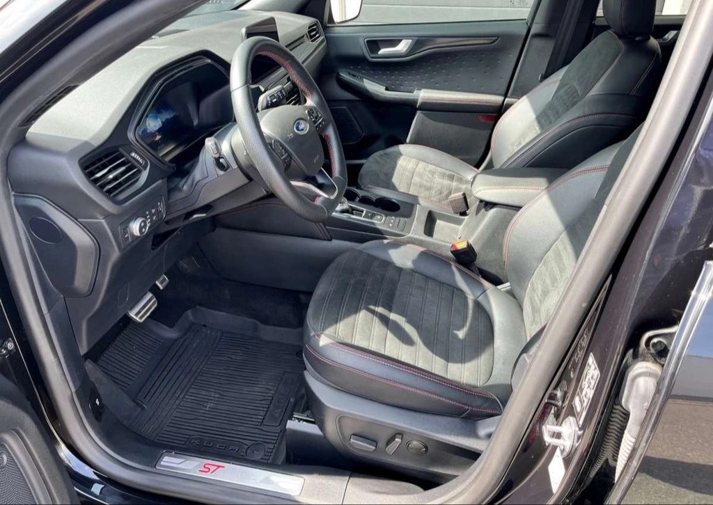 Ford Kuga, ST-Line X, 2.0 140 kW, AWD, ČR - 4