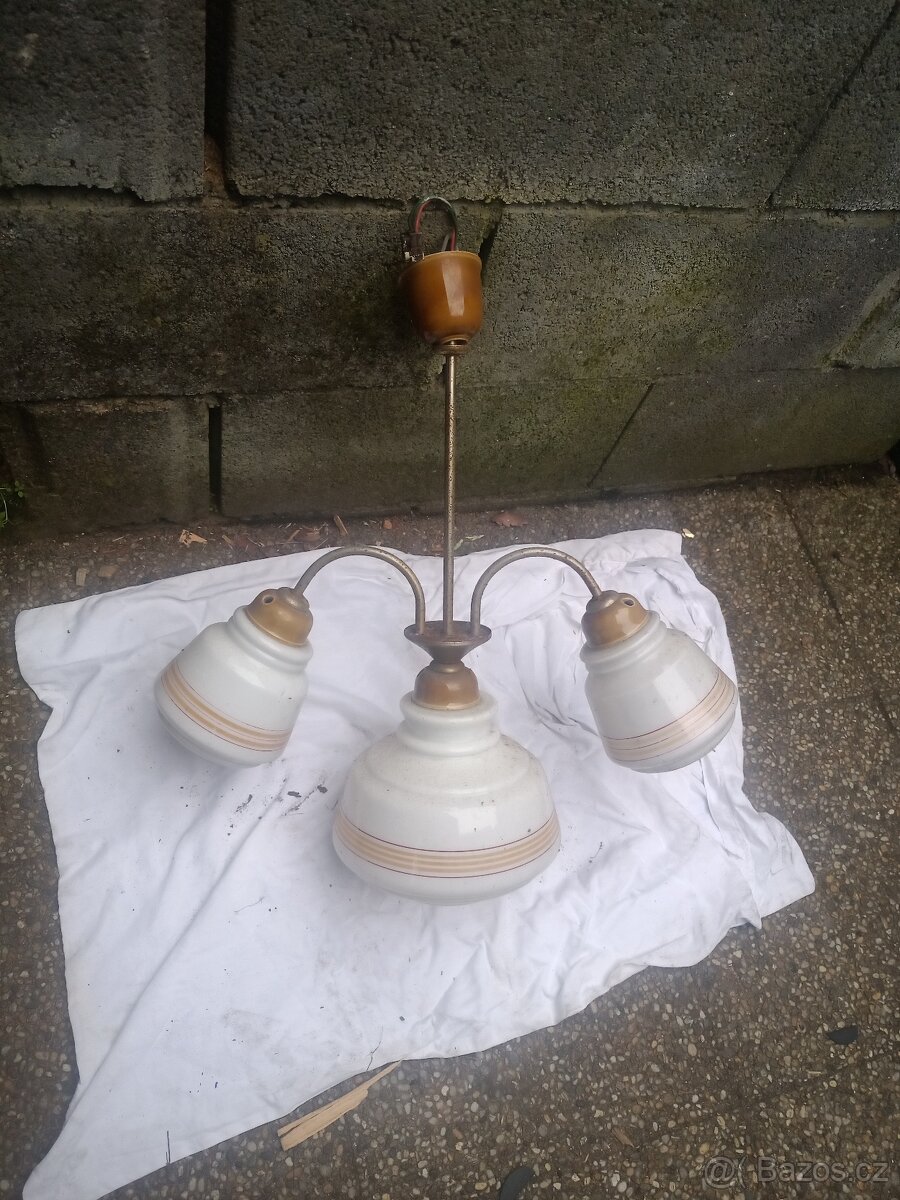 starý lustr - 4