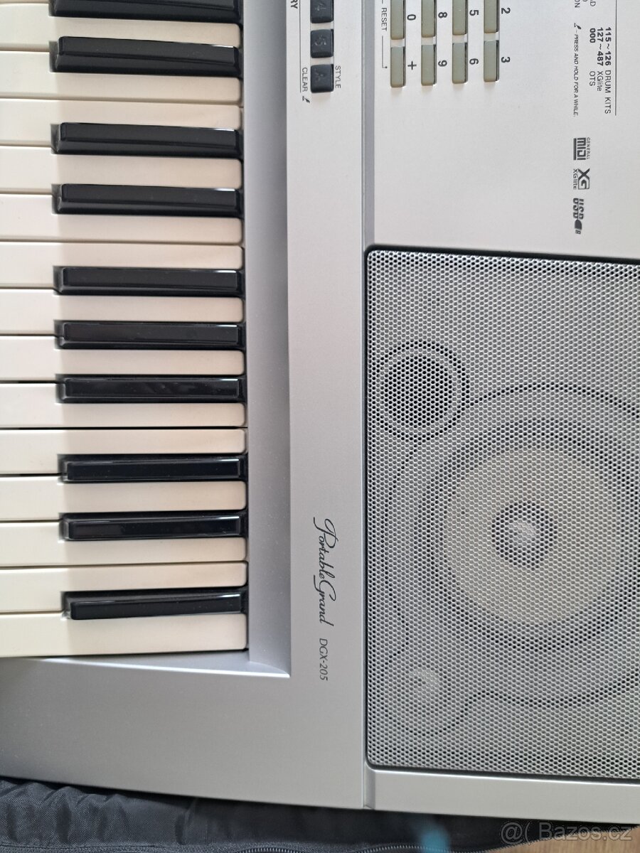 klávesy Yamaha - 4