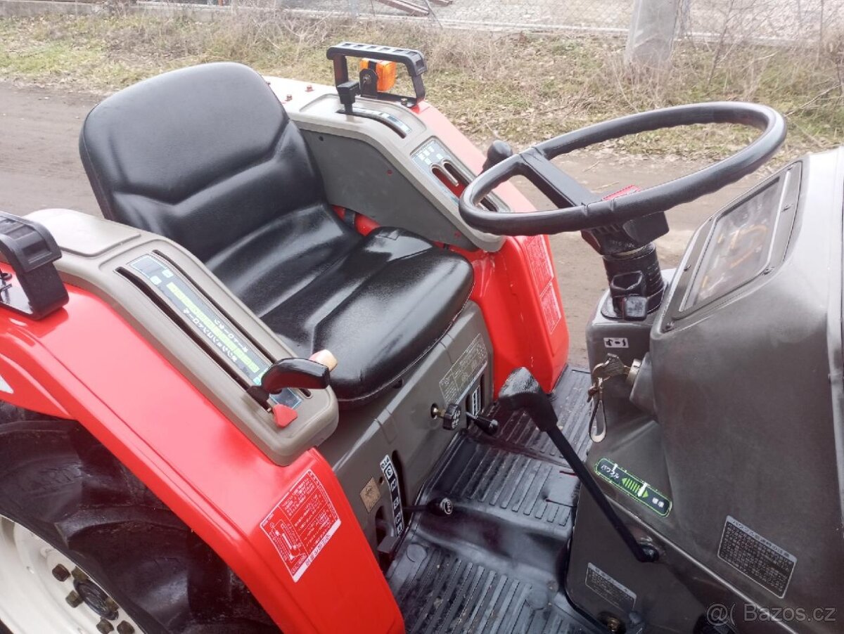 Malotraktor Yanmar F6 - 4