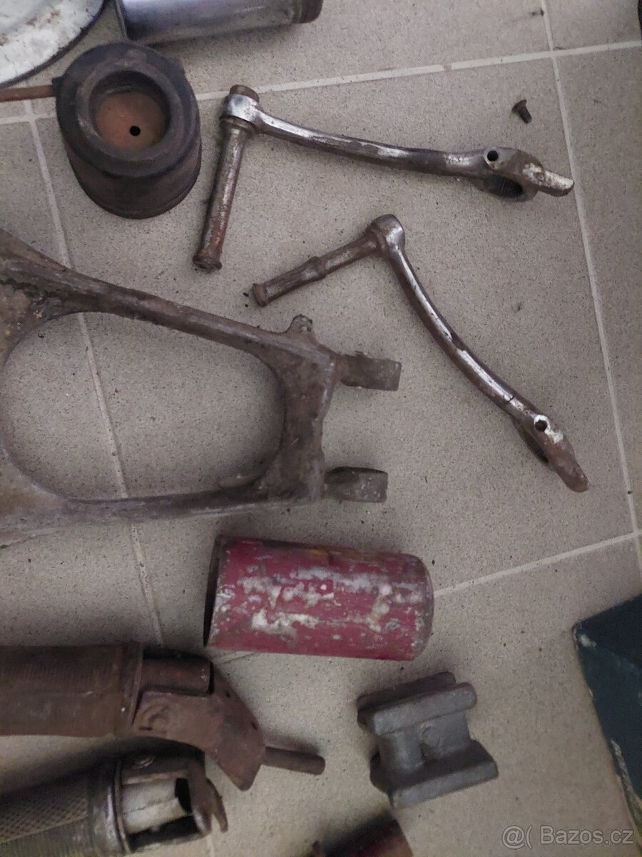 Jawa kyvacka - náhradní dily - 4