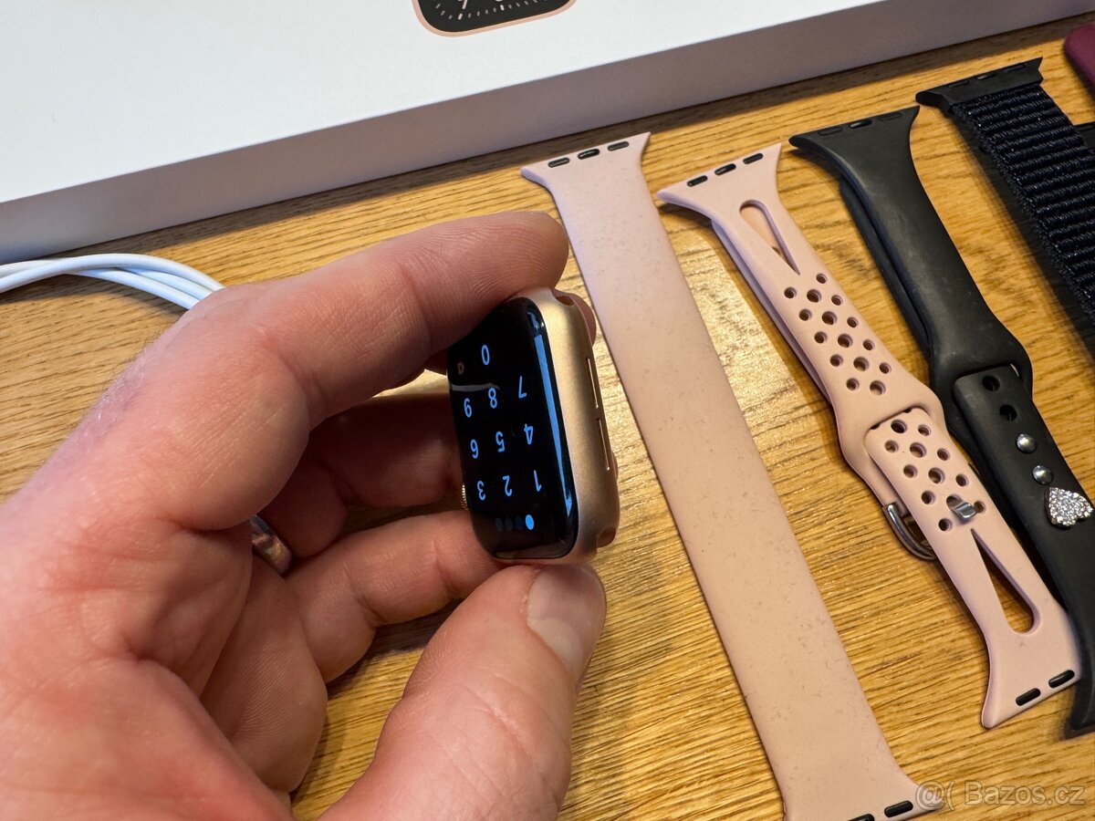 Apple Watch SE první generace - Zamluveno - 4