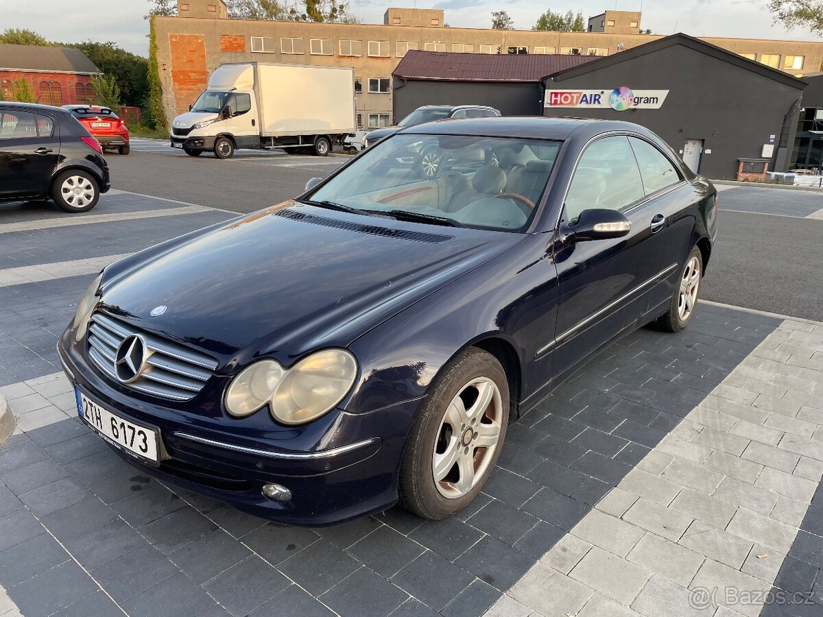 Mercedes-Benz CLK 320i V6 - 4