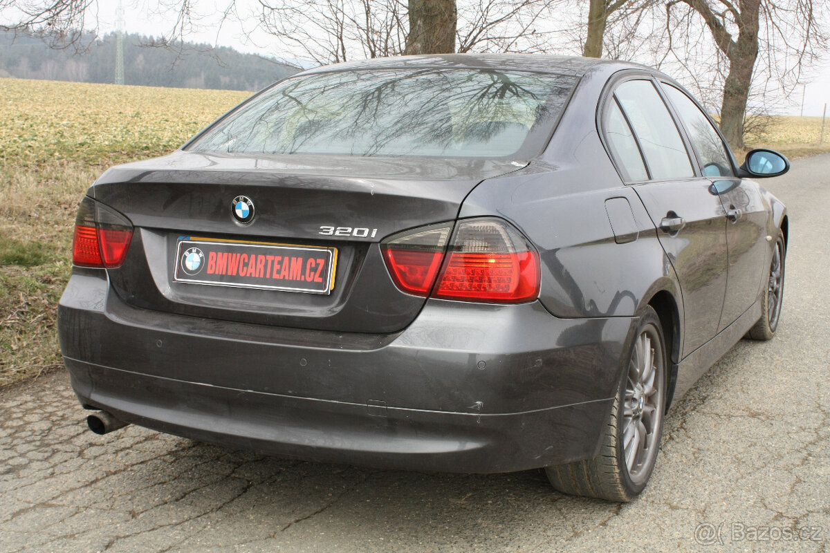 prodám díly z vozu e90 320i 110 kw N46B20B - 4