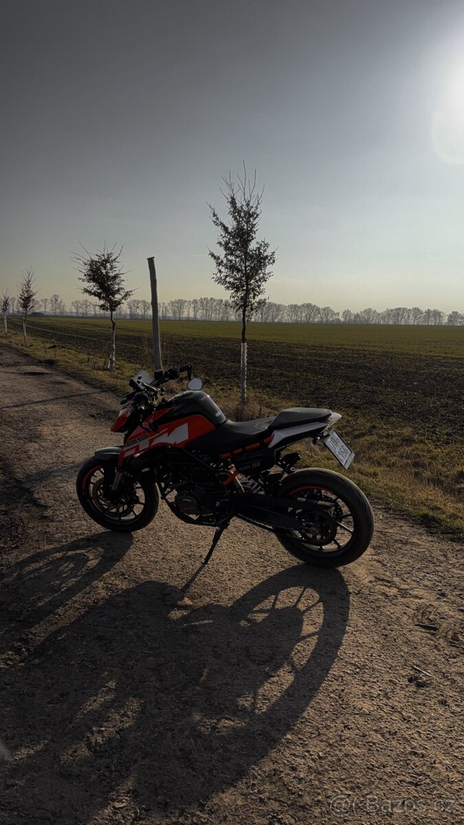 KTM duke 125 - 4
