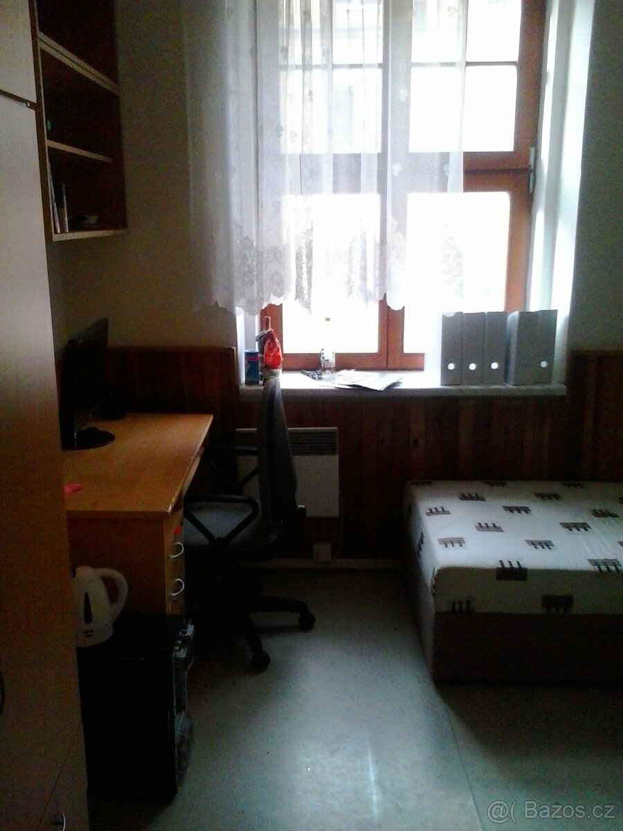 dva pokoje pro studenty Kr.pole ul. Tyršova Bez RK - 4