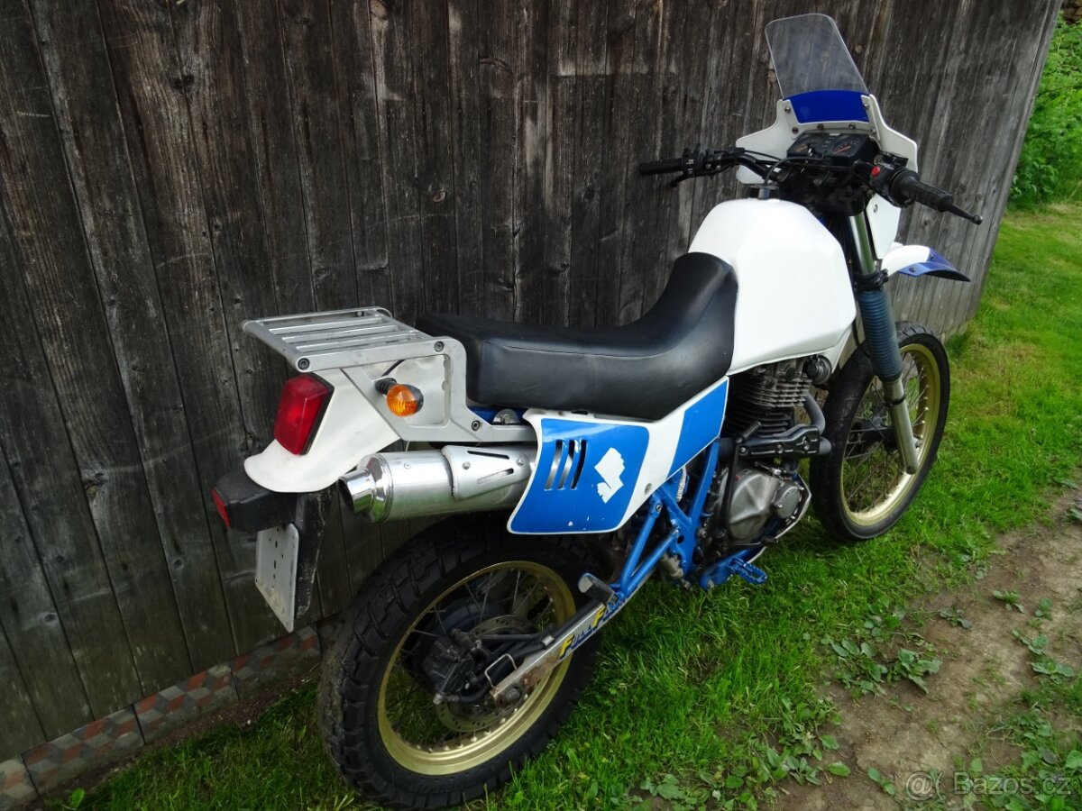 SUZUKI DR 600 - 4