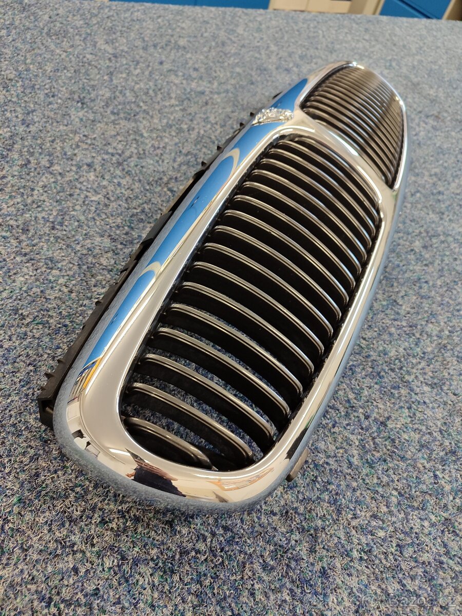 Maska (gril) Jaguar x type - 4