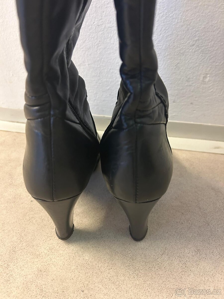 Dámské elegantní vysoké kozačky - Tamaris, vel. 38 - 4