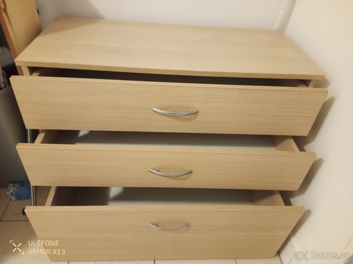 Prodám nábytek - 4