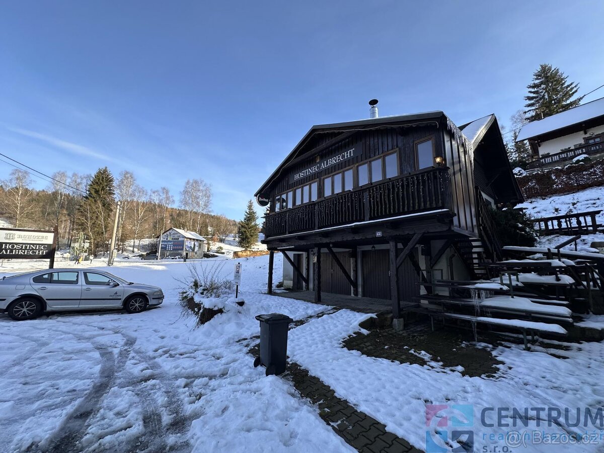 Prodáváme exkluzivně objekt s celkovou užitnou plochou 140 m - 4