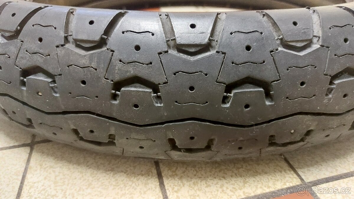 Motopneu 3,75×18 Pirelli phantom - 4