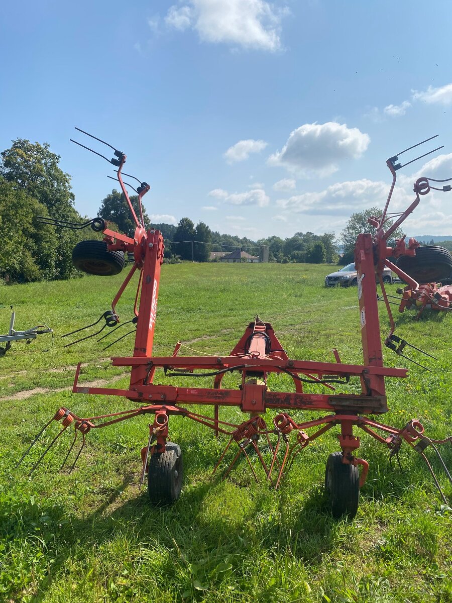 Obraceč sena a píce FELLA TH 520 - 4