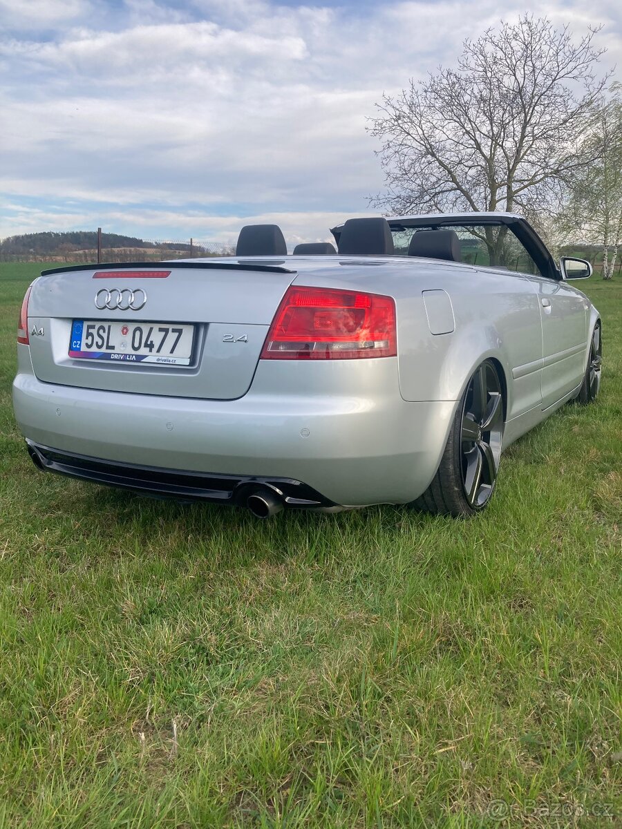 Audi a4 cabrio 2,4i v6 - 4