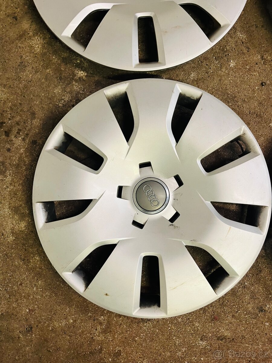 Poklice AUDI R16 - 4