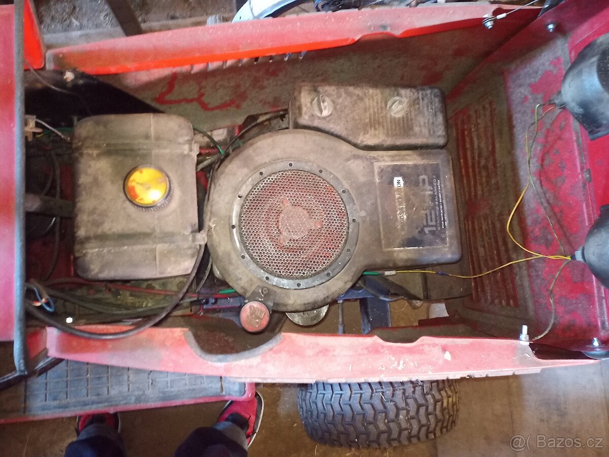 MTD awnflite 12hp - 4